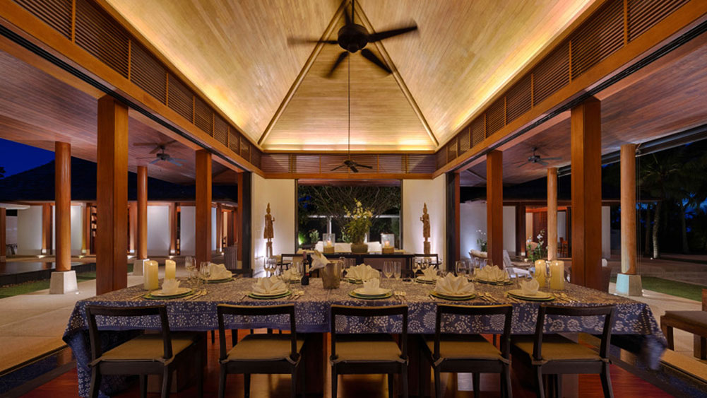 Jivana Beach Villas - Natai Beach Phuket - Villa Ananda - Opulent dining area